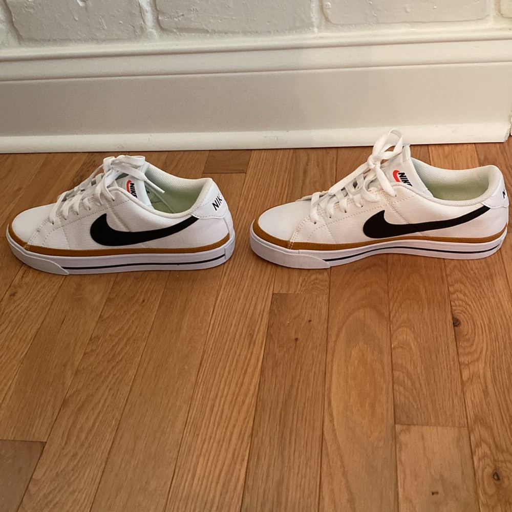 Women’s Nike White, Tan, and Black Sneakers - 8 - Picture 7 of 11